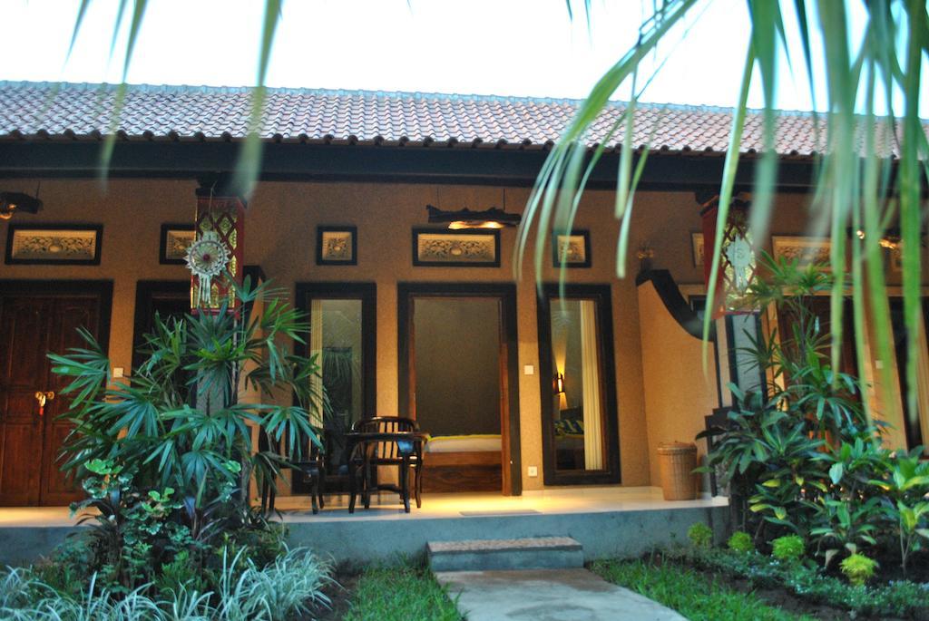 Pondok Rahayu Guest House Пемутеран Екстер'єр фото
